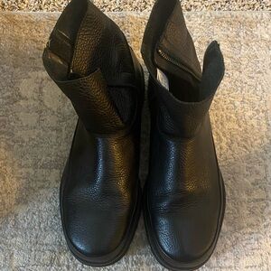 Ankle Leather Ugg Boots (Large Size - Alert)